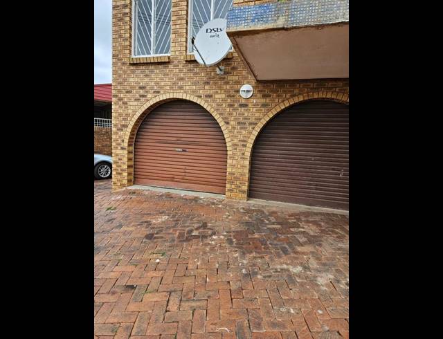 14 BEDROOM APARTMENT FOR SALE IN LAUDIUM